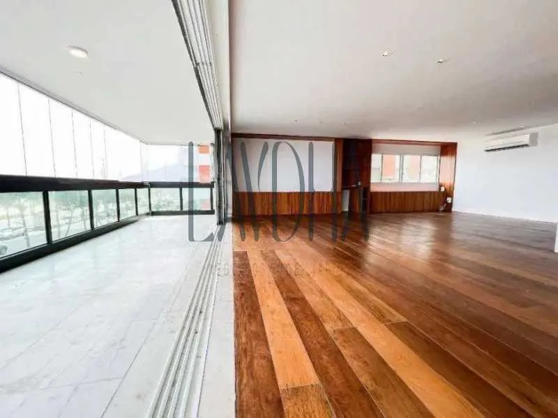 Apartamento residencial con 3 dormitorios y 4 baños — photo 3