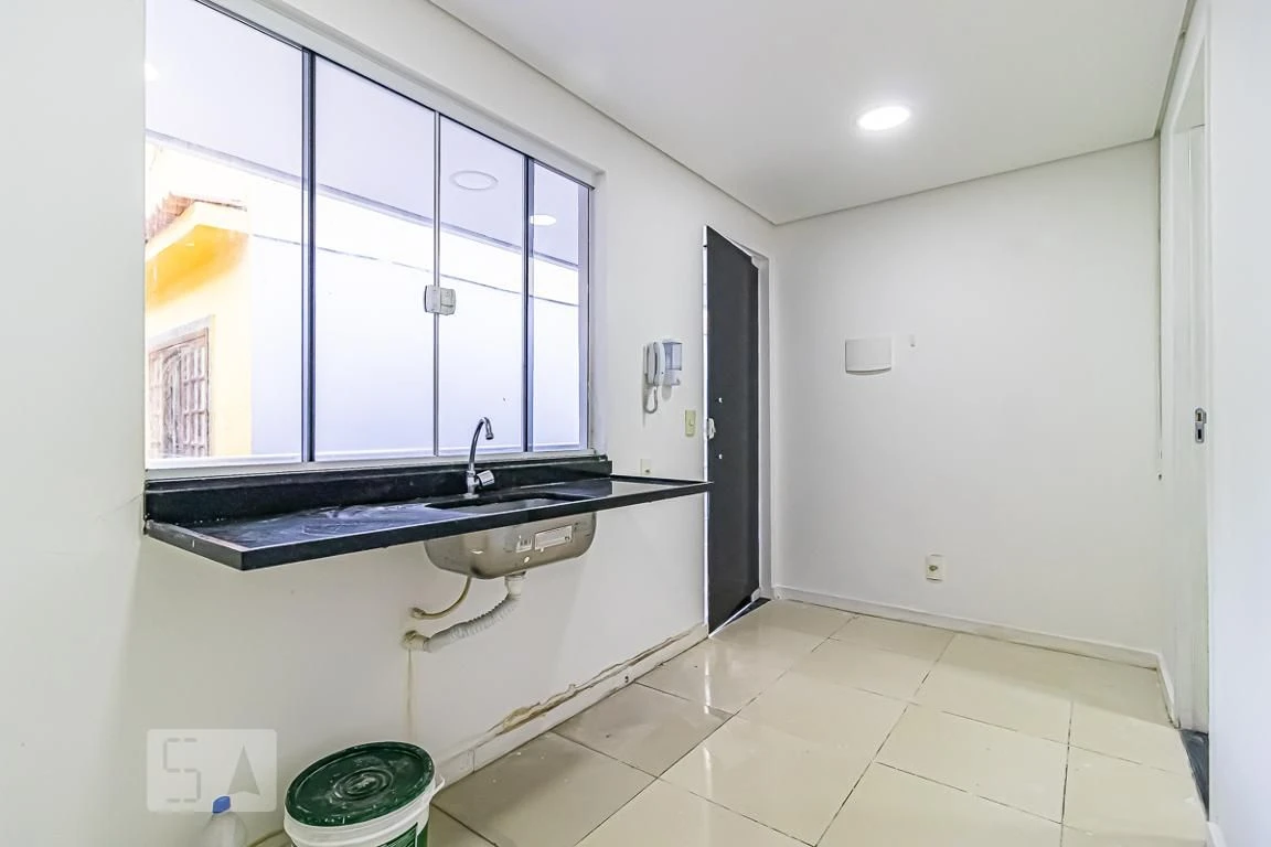 Kitnet con balcón, 1 dormitorio y 1 baño — photo 2