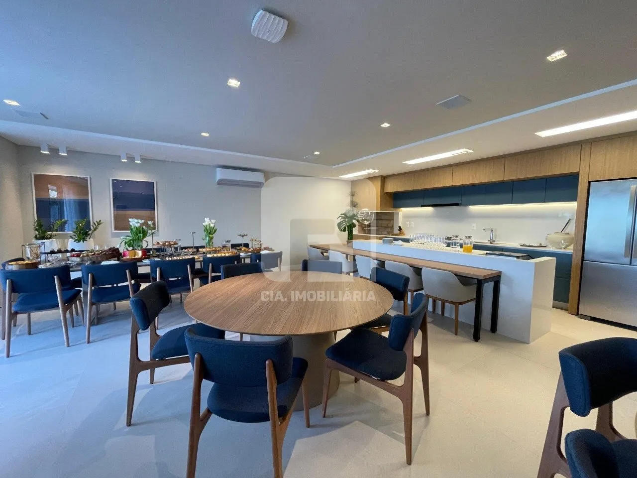 2-bedroom apartment with 2 parking spaces and balcony BBQ — photo 15