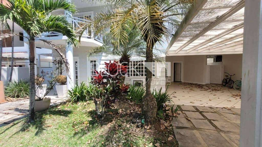 600 m² house with 4 bedrooms and 3 en-suite bathrooms — photo 18