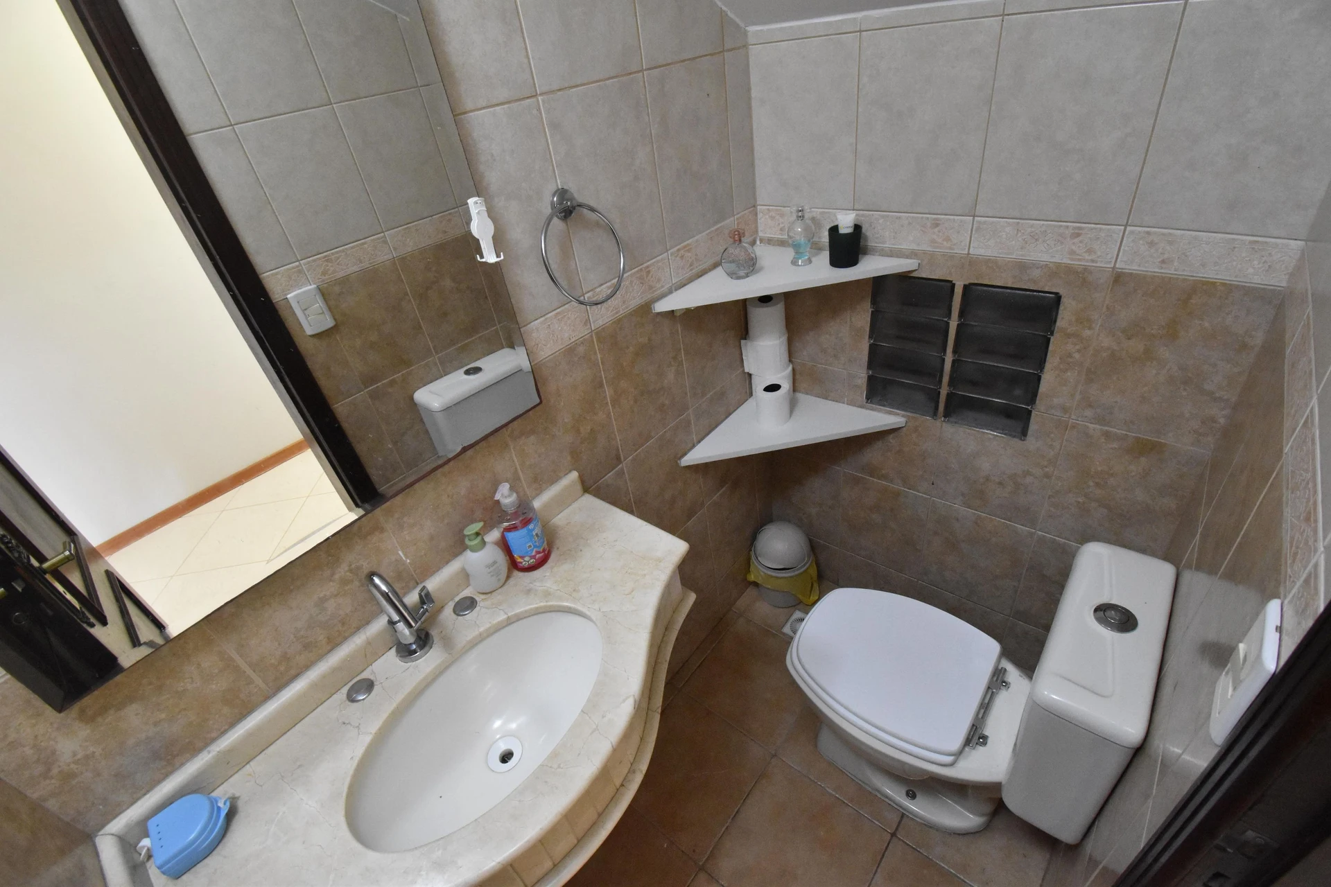 Будинок із 3 спальнями та джакузі — photo 42