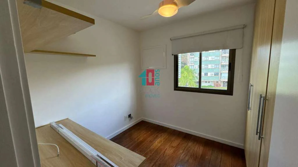 Apartamento de 3 quartos de 107 m² com varanda — photo 9