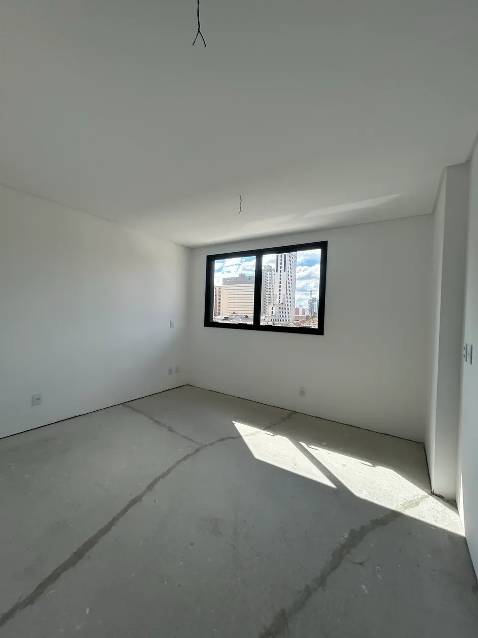 Apartamento de 1 quarto e 1 banheiro com varanda fechada — photo 11