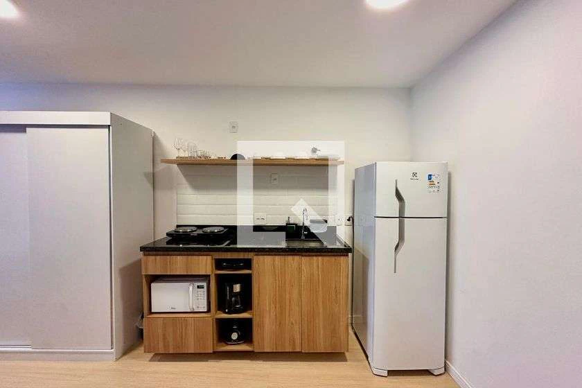 1-bedroom apartment with open-plan kitchen and 31 m² — photo 2