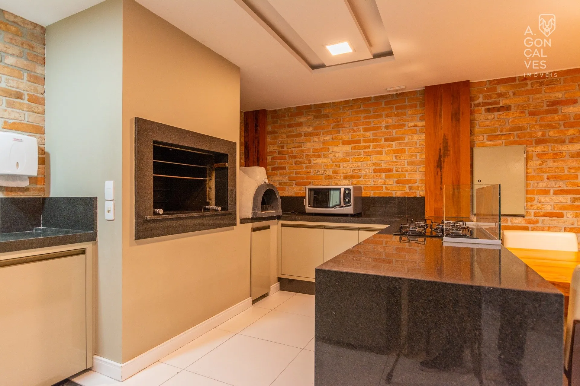 Apartamento com 2 quartos e varanda com churrasqueira — photo 30