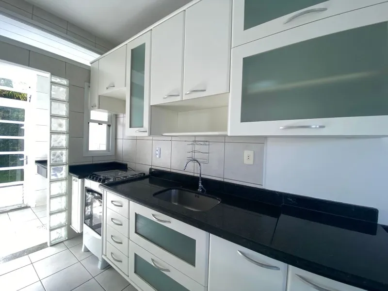 Casa amueblada de 140 m² con 3 dormitorios y suite — photo 2