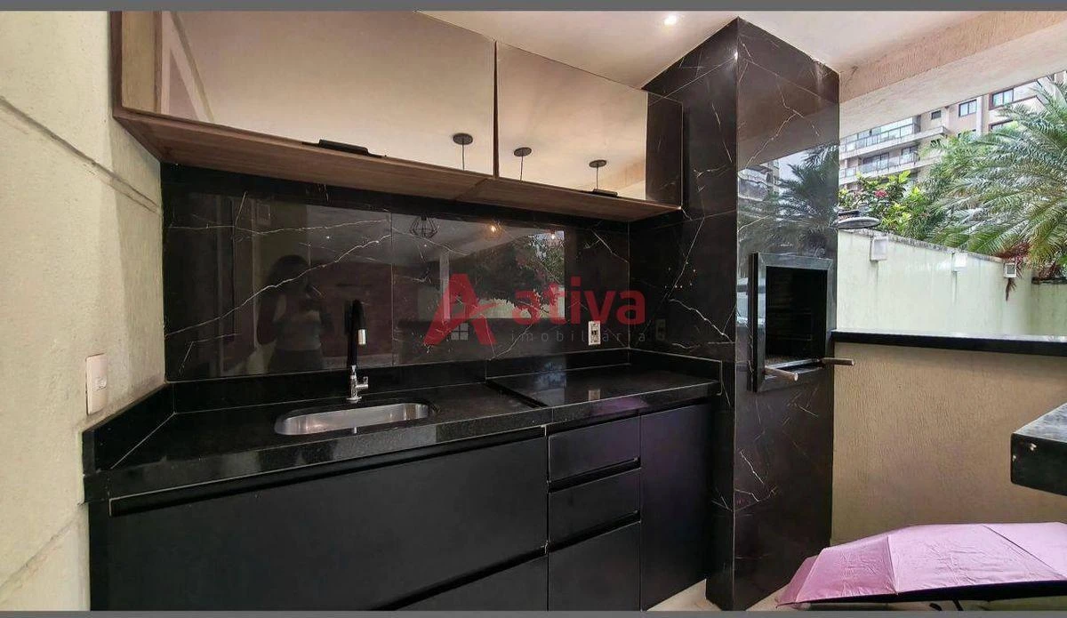 Casa em condomínio com 4 suítes e 200 m² — photo 40