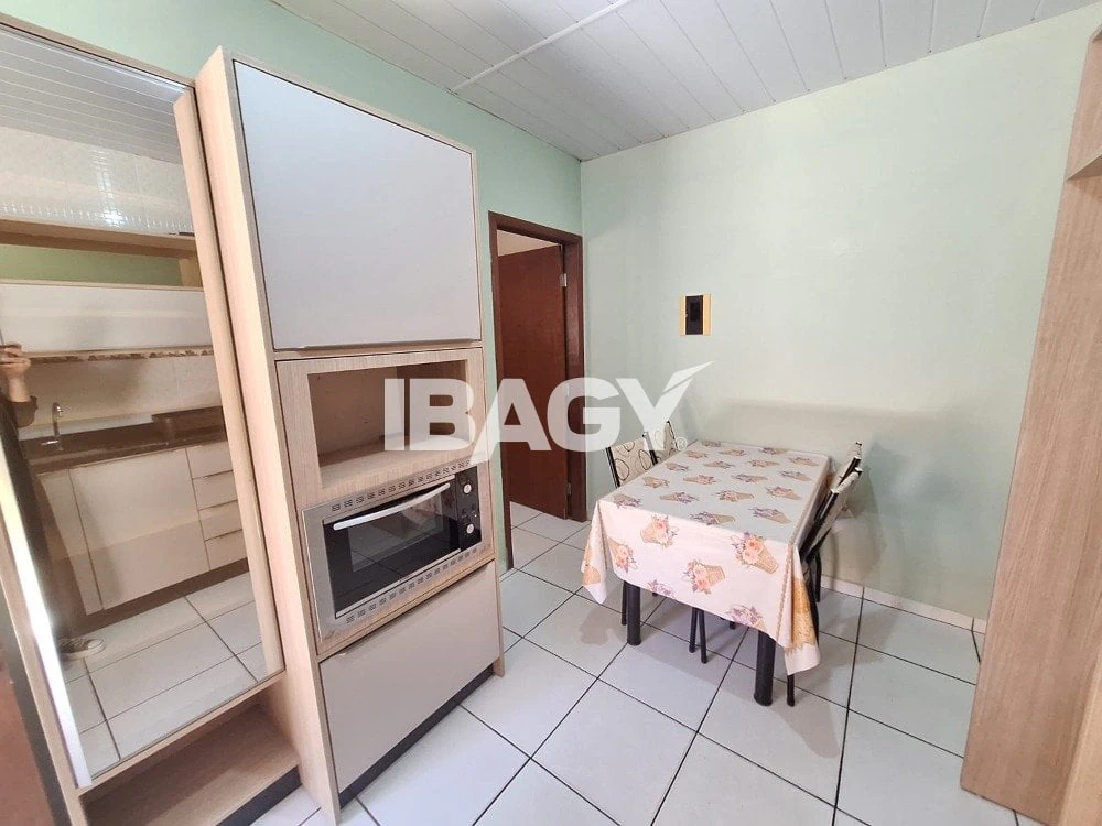 Casa, 62 m², com varanda gourmet
