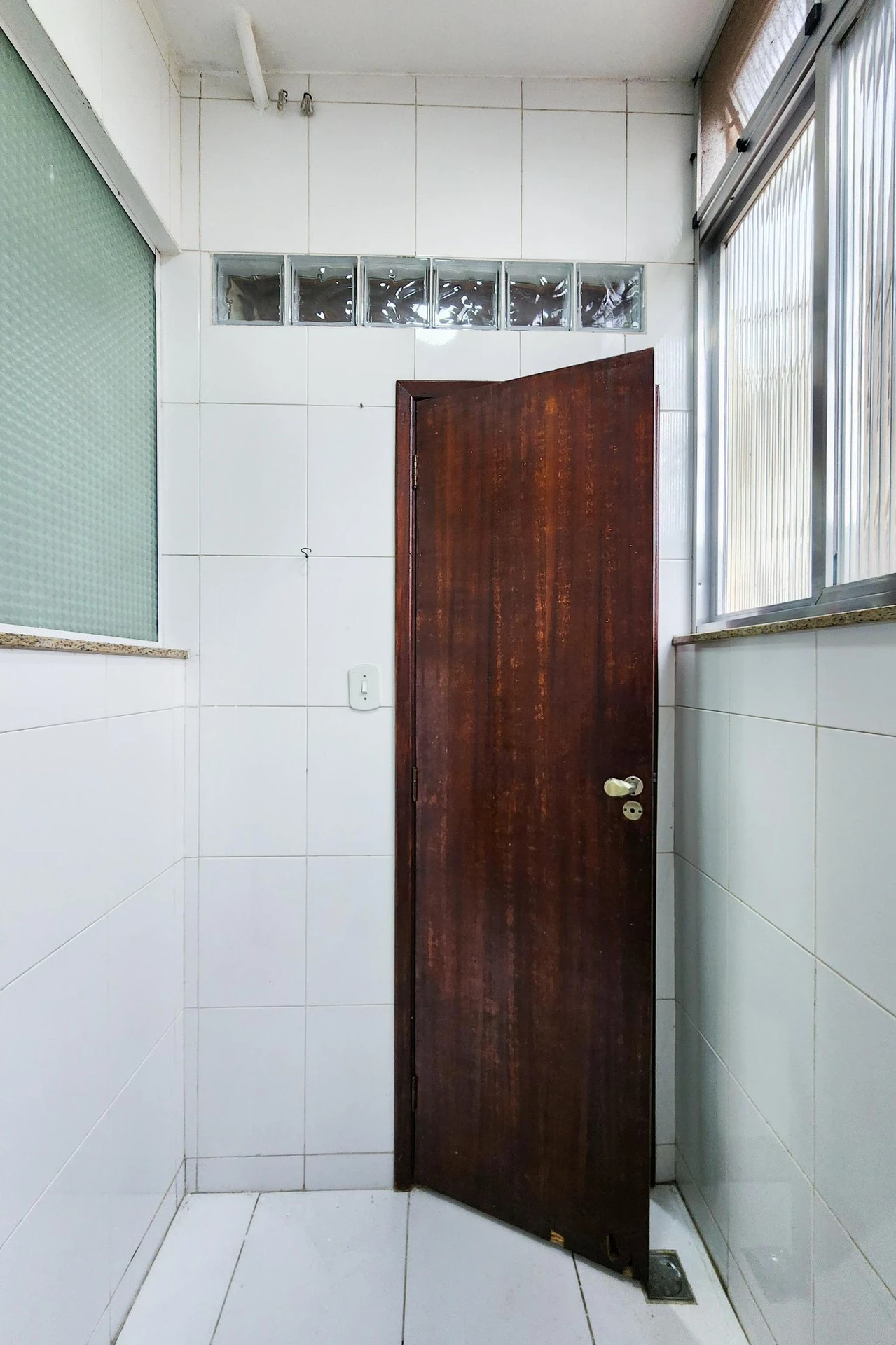 Apartamento de 2 quartos com closet — photo 15
