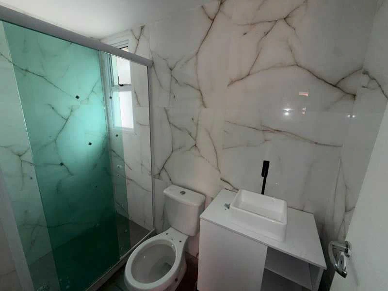 3-bedroom apartment with en-suite and open-plan kitchen — photo 9