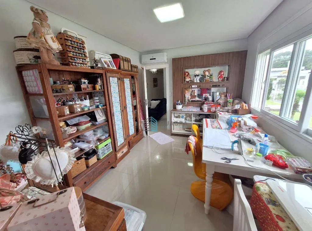 5-bedroom house with a private pool in Florianópolis — photo 46