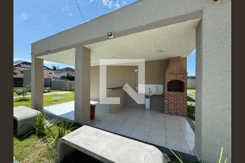 2-bedroom apartment with a glass shower enclosure — photo 7