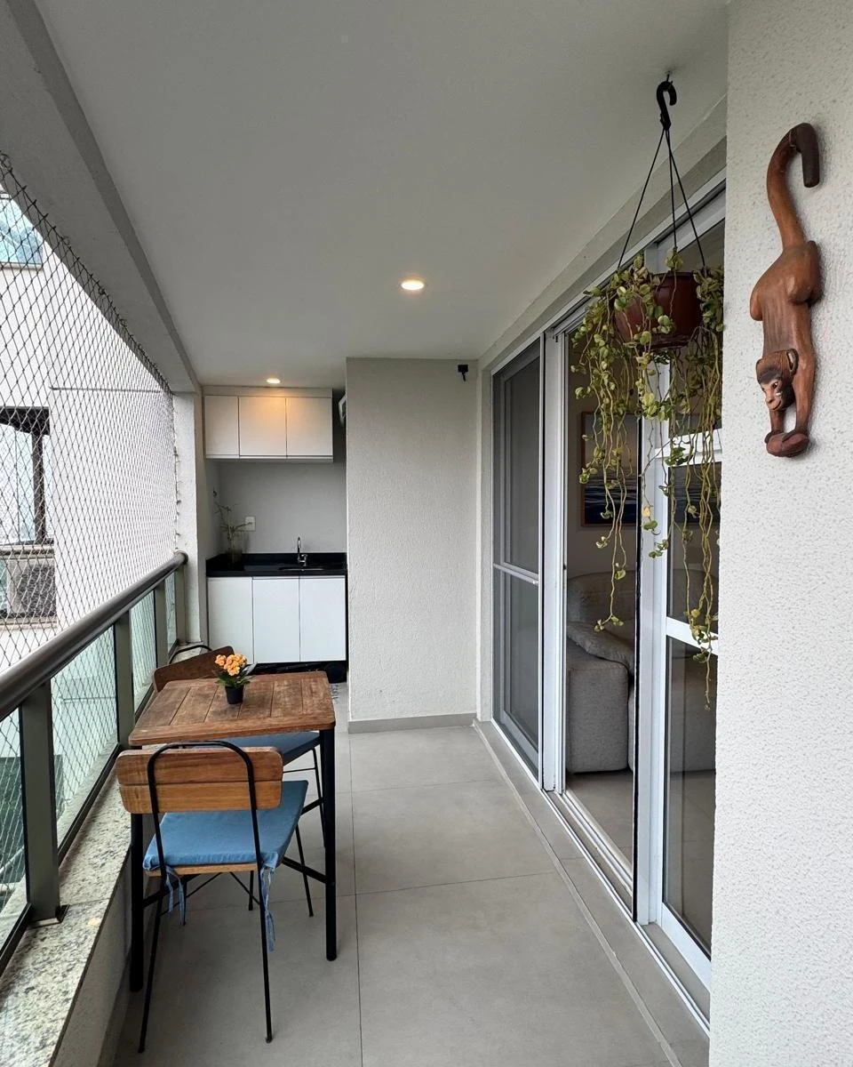 Furnished 3-bedroom apartment with open-plan kitchen — photo 21