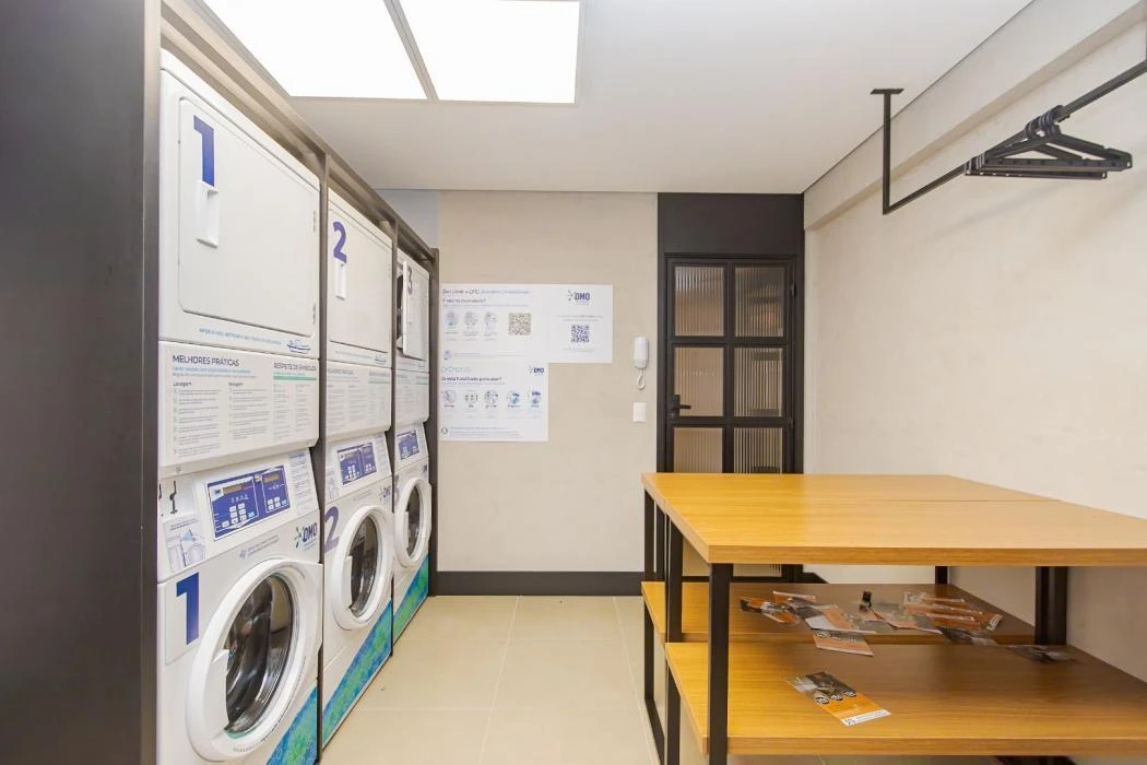 Apartamento mobiliado, 27 m², com janelas do piso ao teto — photo 46