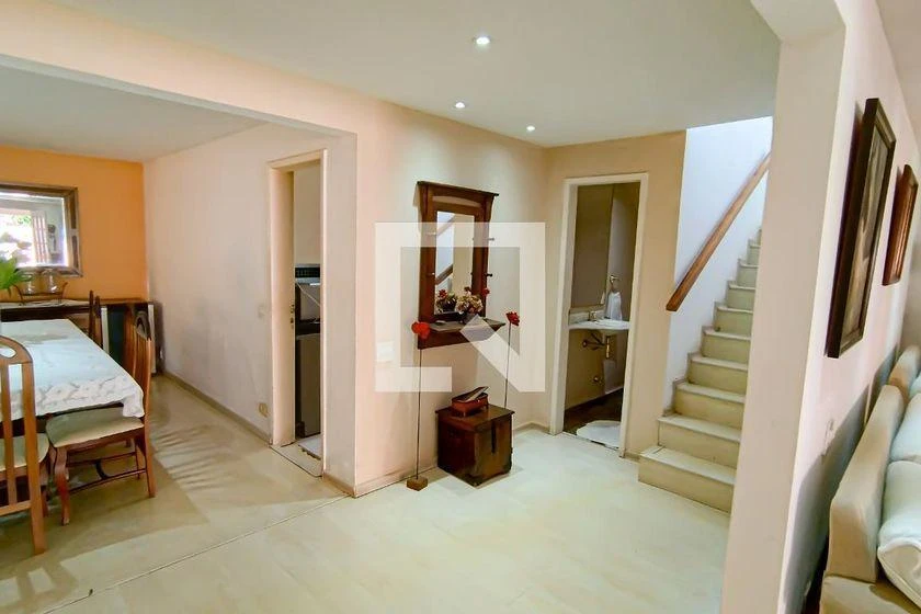 Rental house with 3 bedrooms and an open-plan kitchen — photo 38