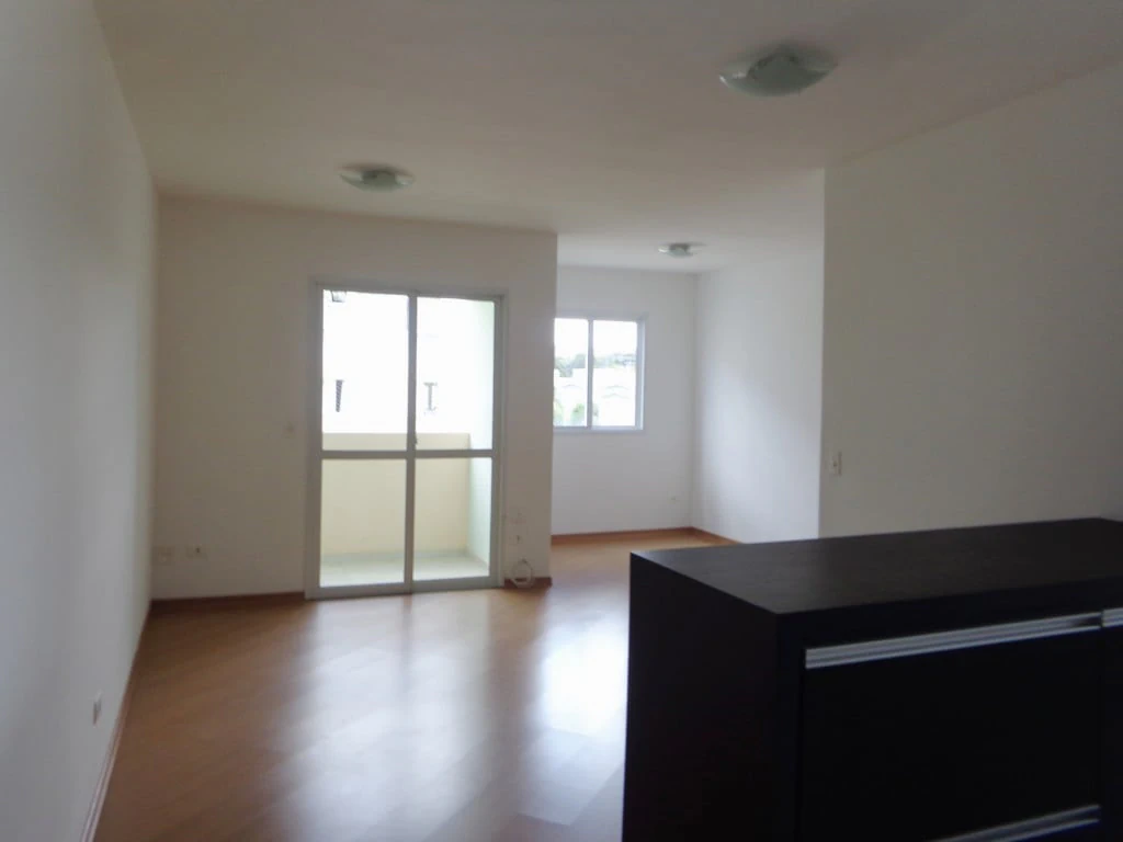 Departamento con piso de madera o laminado en Curitiba