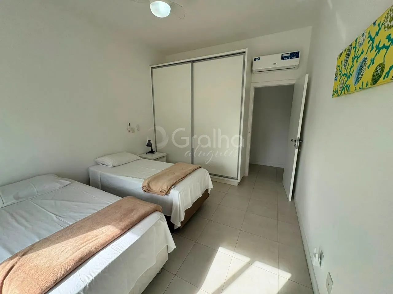 Furnished 129 m² apartment with 2 bedrooms and balcony — photo 21