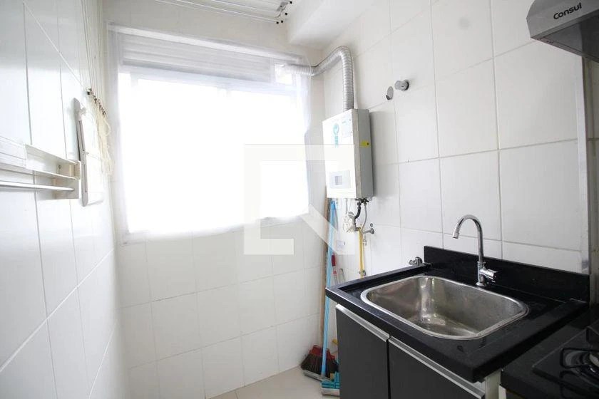 Apartamento de 2 quartos em condomínio com piscina — photo 15