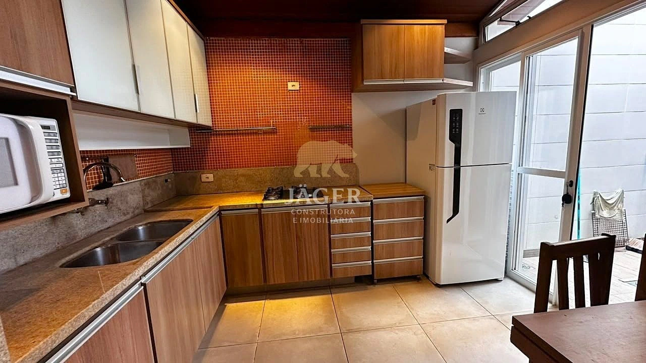 3-bedroom house with a home office — photo 5
