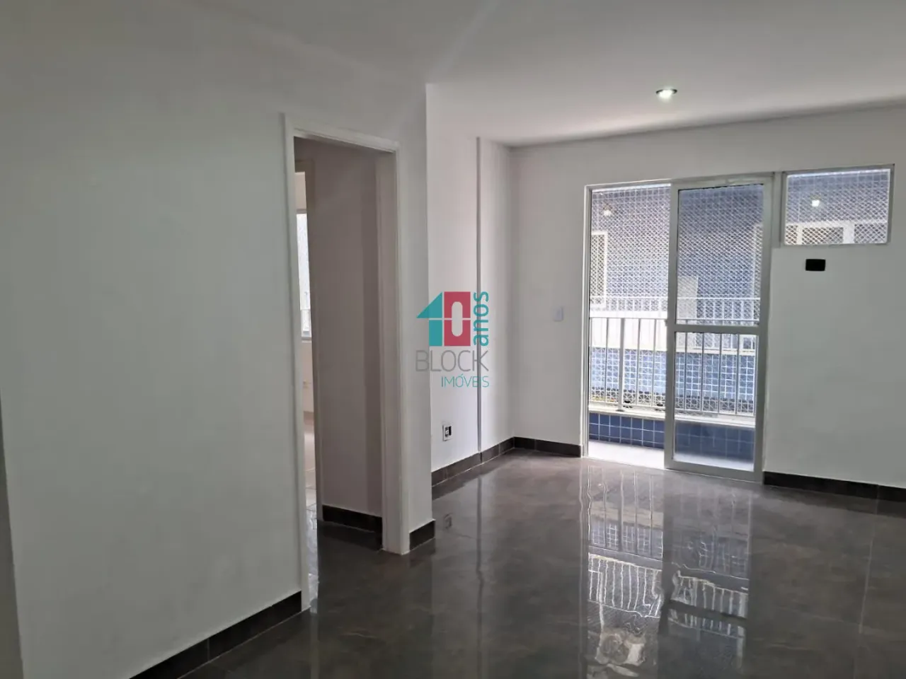 Apartamento com 3 quartos e piscina no condomínio — photo 2
