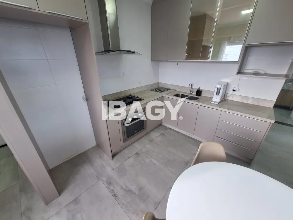 Apartamento 2 dormitórios com suíte, 71 m² — photo 2