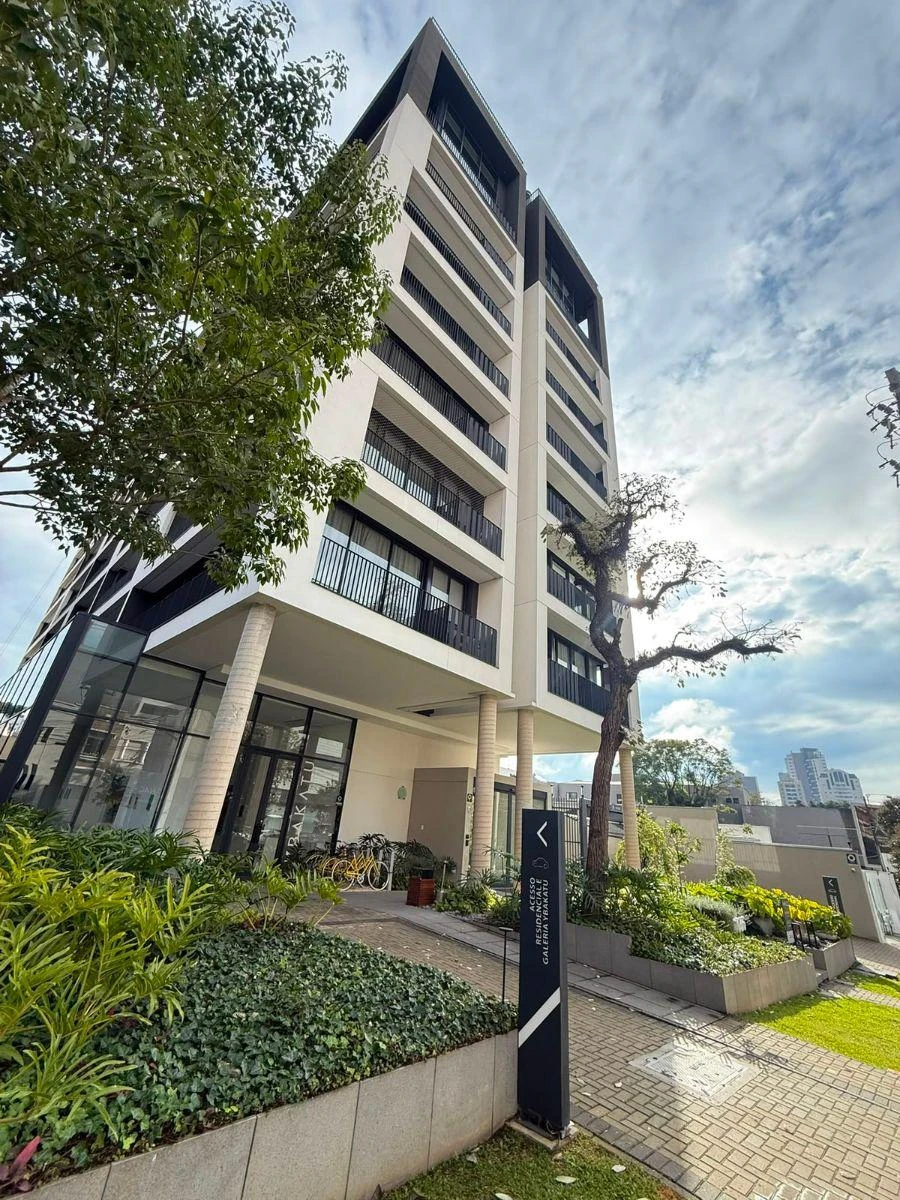 Furnished apartment, 53 m², with floor-to-ceiling windows — photo 9