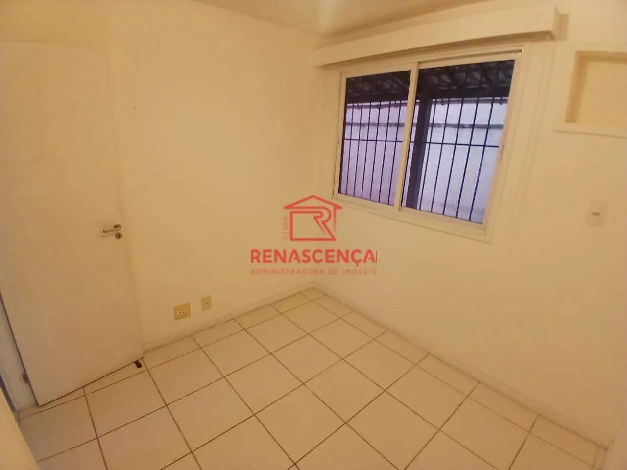 Apartamento mobiliado de 2 quartos em condomínio com piscina — photo 14