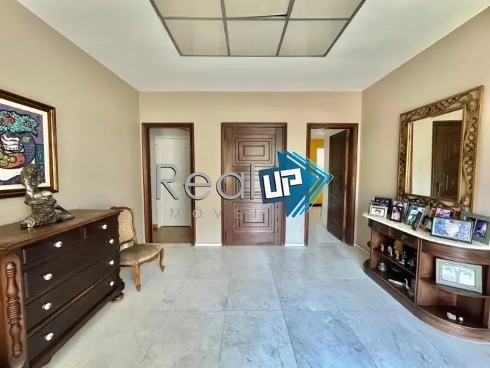 Apartamento com varanda de vidro e 4 quartos — photo 15