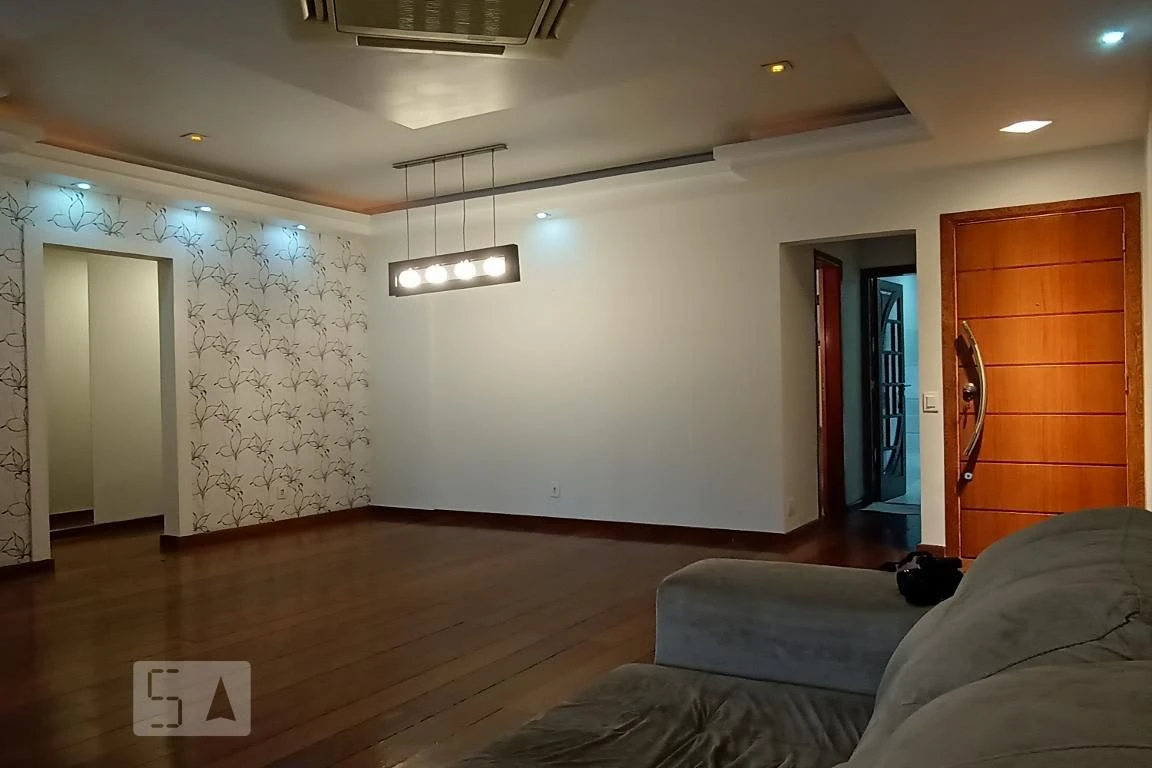 Apartamento de 4 quartos com janelas do piso ao teto — photo 42