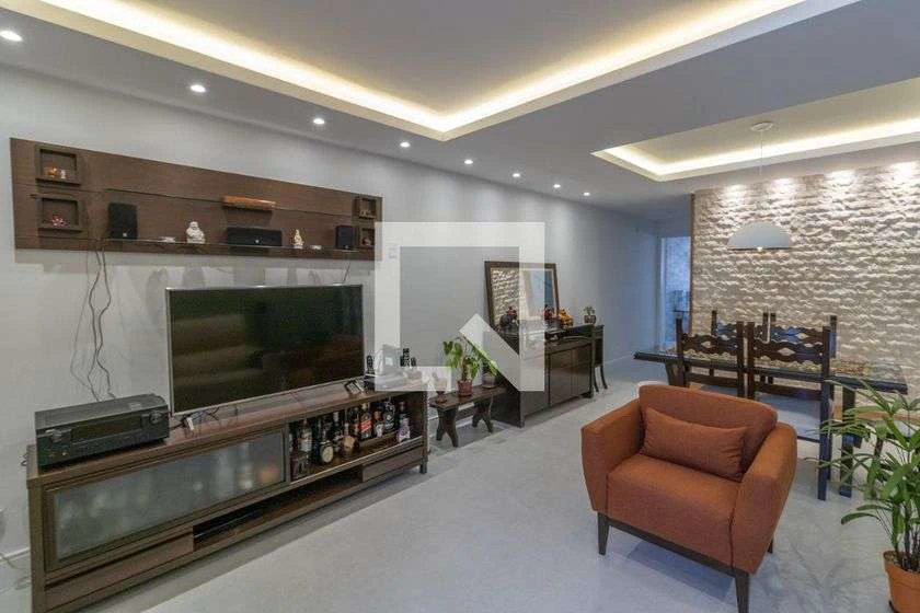 Condo house with 4 bedrooms and a private garden