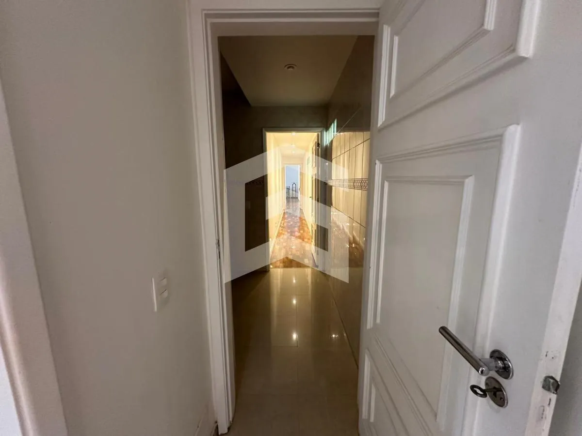 Apartment with 3 bedrooms and 3 bathrooms plus elevator — photo 8