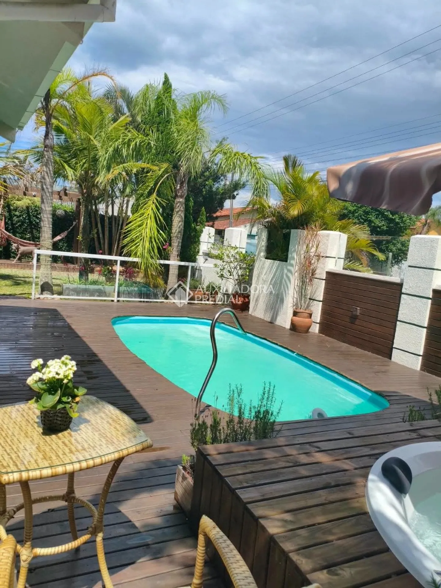 Furnished house, 295 m², with a fireplace — photo 14