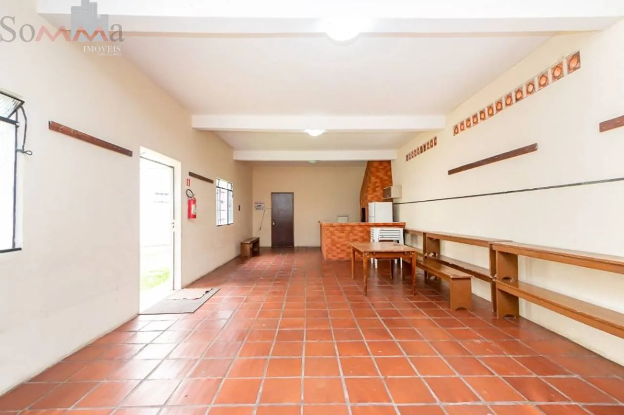 2-bedroom apartment with wood or laminate floors — photo 25