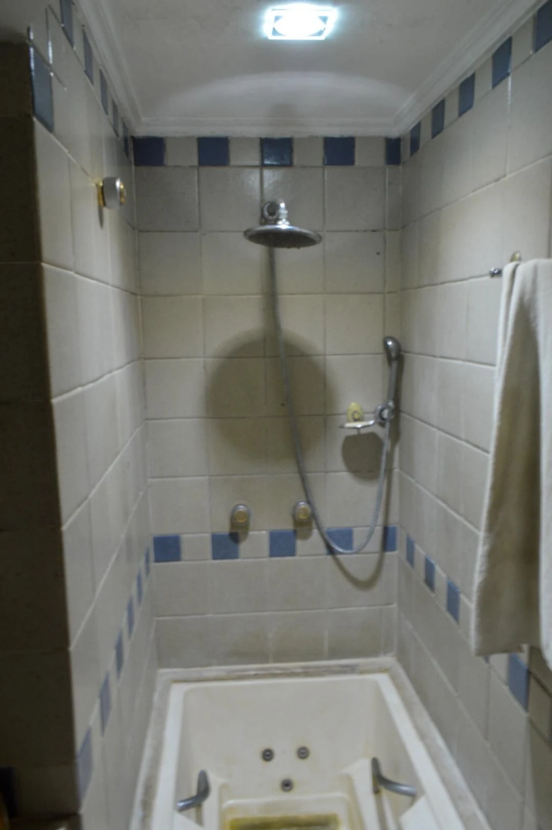 Furnished apartment with 3 bedrooms and 1 parking spot — photo 40