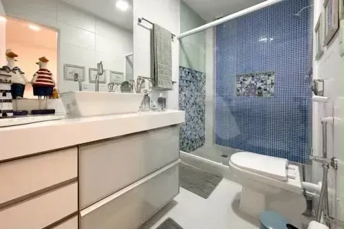 Furnished house with 5 bedrooms and an open-plan kitchen — photo 19