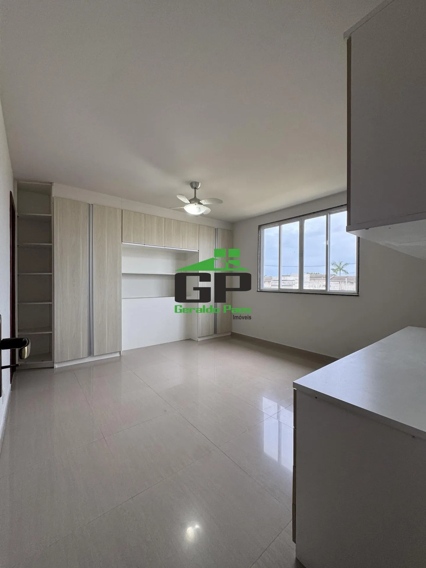 Casa com 5 quartos e 5 banheiros, cozinha fechada — photo 28