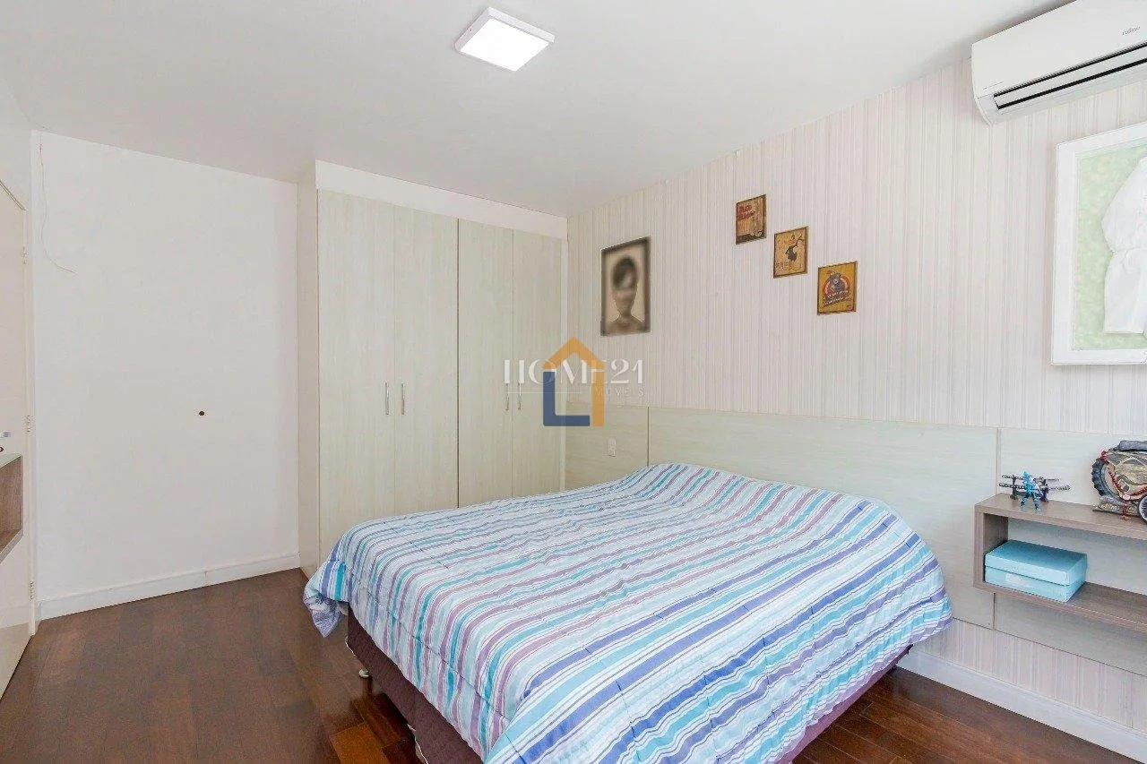 Furnished 470 m² house with 4 bedrooms and private garden — photo 52