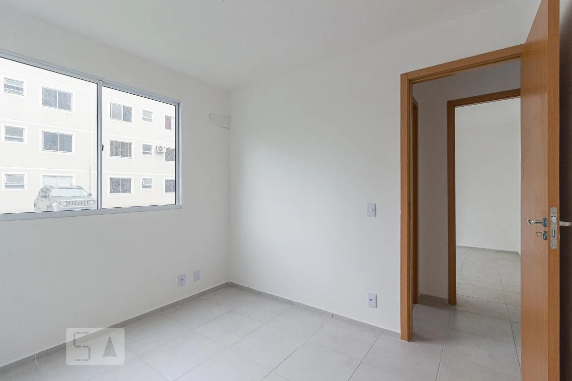 2-bedroom apartment in a building with a pool — photo 35