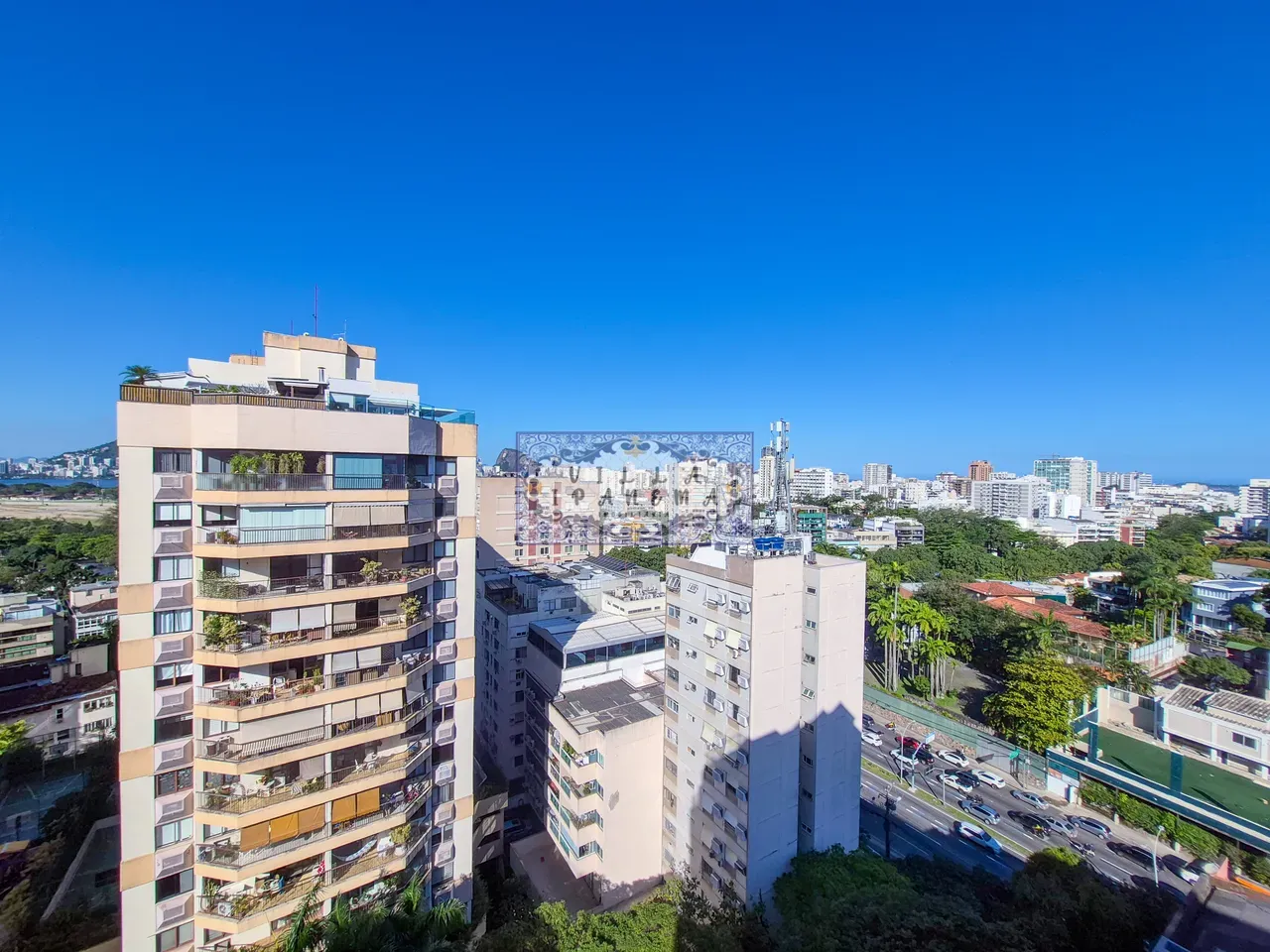 Furnished 286 m² penthouse with 4 bedrooms and 4 baths — photo 28