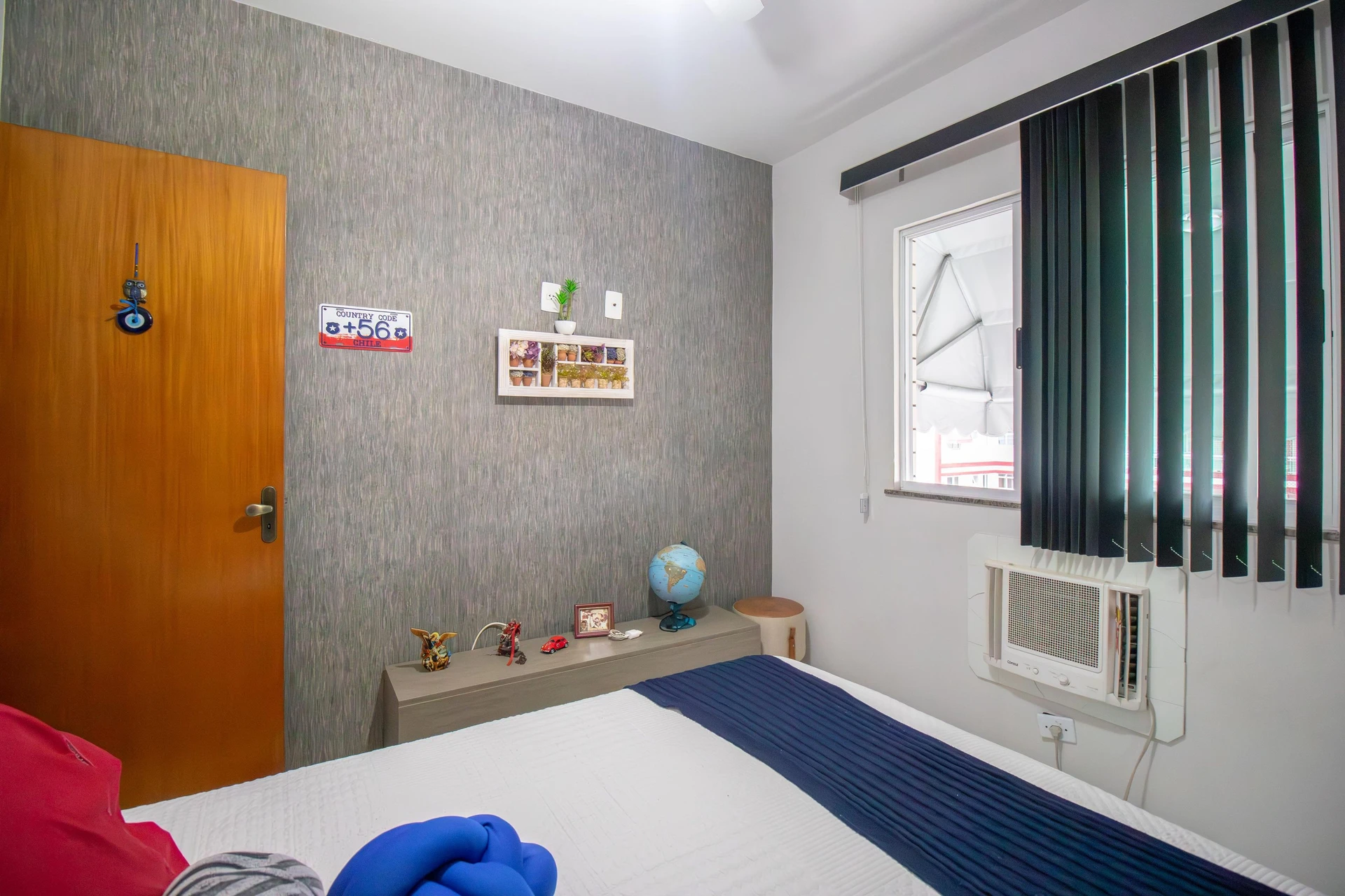 4-bedroom apartment with a balcony and 1 suite — photo 4