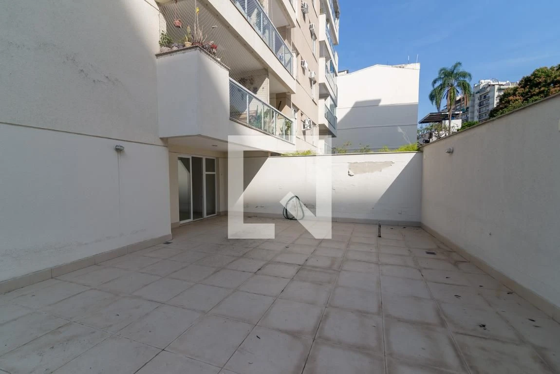 Apartamento com 2 quartos e varanda — photo 6
