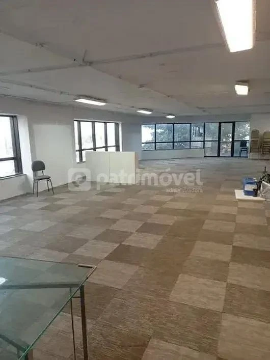 Apartamento sem mobília de 403 m² com 1 quarto — photo 9