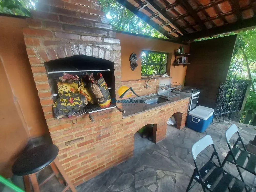 Furnished 700 m² house with 4 bedrooms and 2 en-suites — photo 12