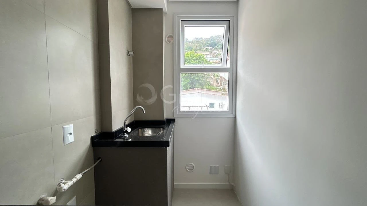 One-bedroom apartment in a building with a sauna — photo 12