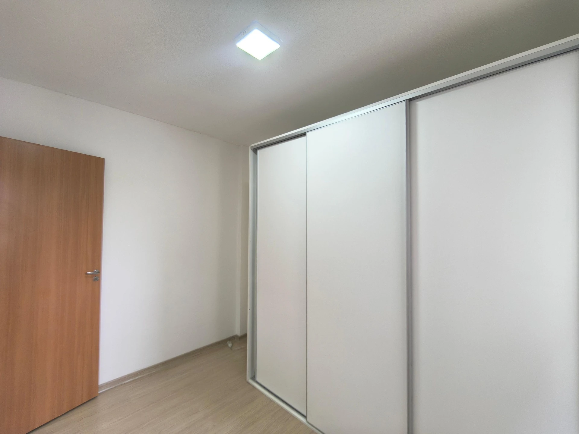 Пральна машина та 2 спальні: квартира 50 м² — photo 34