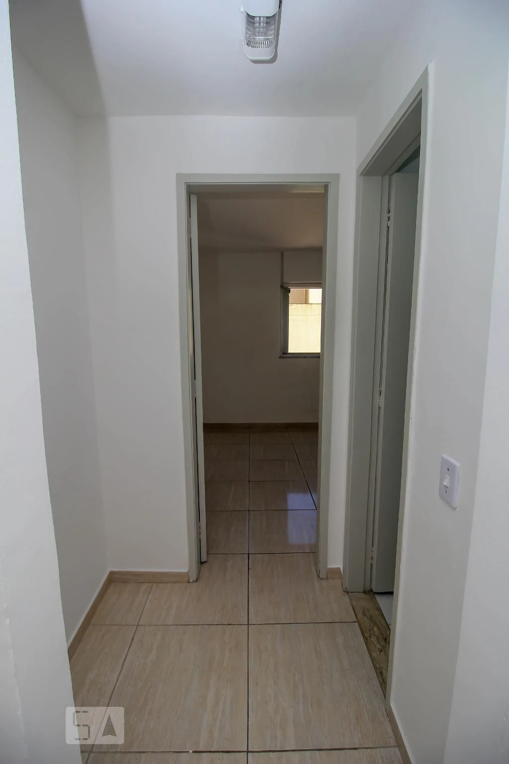 One-bedroom apartment with a mountain view in Rio de Janeiro — photo 23