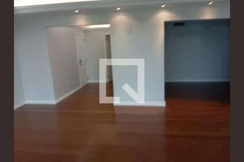 250 m² apartment with 4 bedrooms and 3 parking spots — photo 19