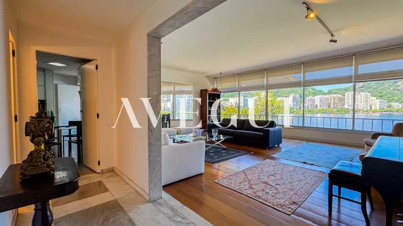 Duplex penthouse with balcony, 5 bedrooms and 5 baths — photo 10