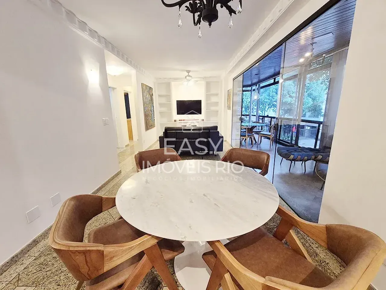 Apartamento com 2 quartos e 3 banheiros — photo 16