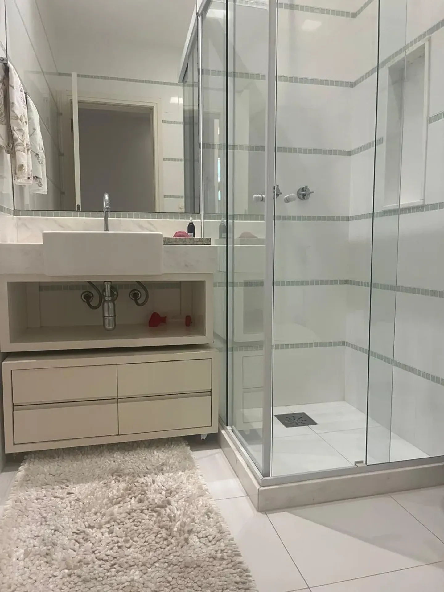 Furnished house with 5 en-suite bedrooms and 630 m² — photo 79